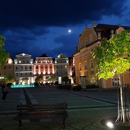 Apartament Przy Starowce - Bella Boleslawiec  Exteriör bild